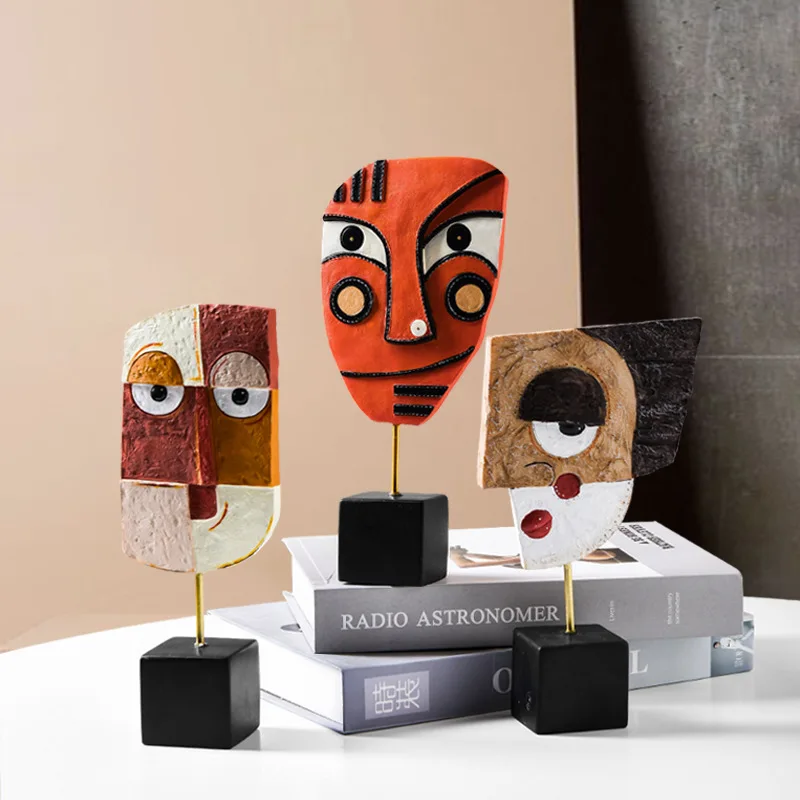 

Creative Home Decoration Abstract Face Sculpture and Figurines Modern Living Room Decor Desk Ornaments Resin Art Statues Gift
