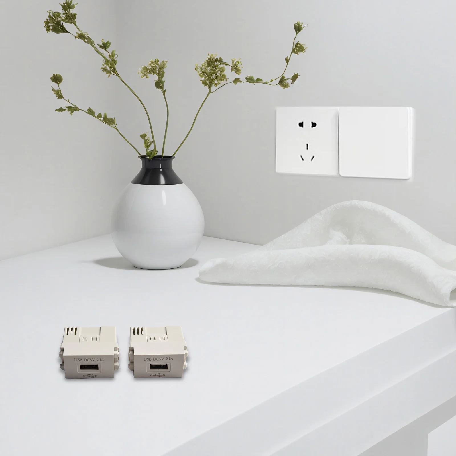 Панель для зарядки мобильного телефона USB-модуль питания розетка 220 В