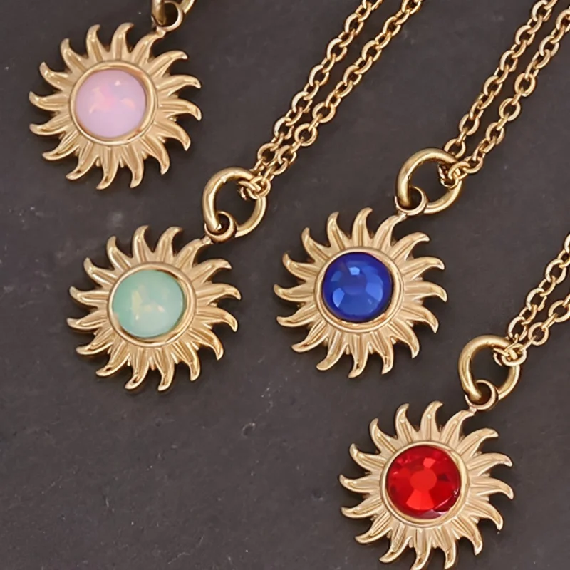 

Zircon Sunflower Pendants Clavicle Chain Necklace For Women Vintage Simple Stainless Steel Choker Necklace Fashion Jewelry Gifts