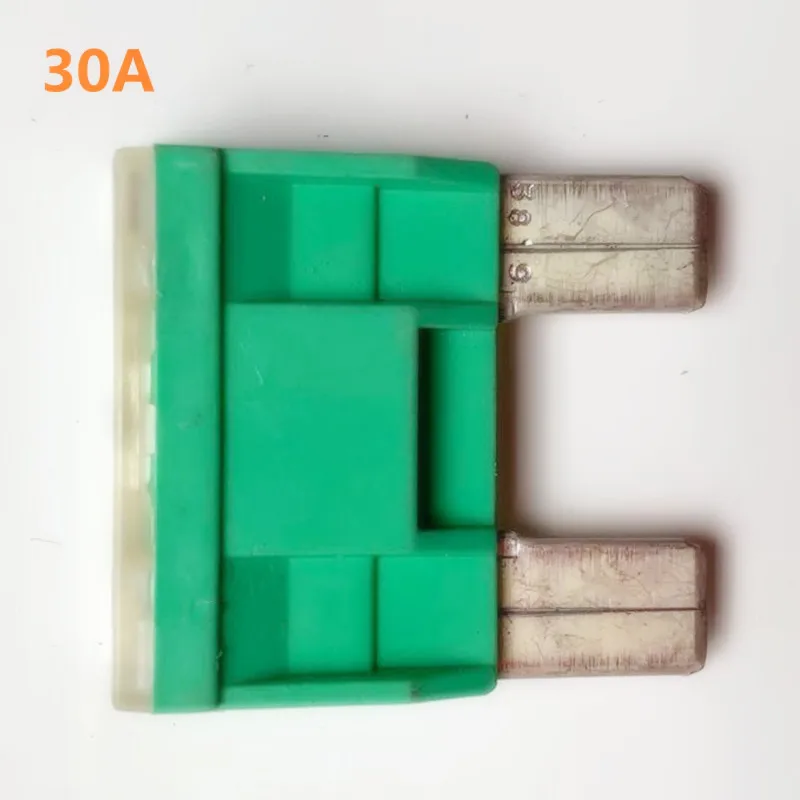 For Volkswagen Maiteng Santana Automobile Air Water Pump Fuse 2pcs