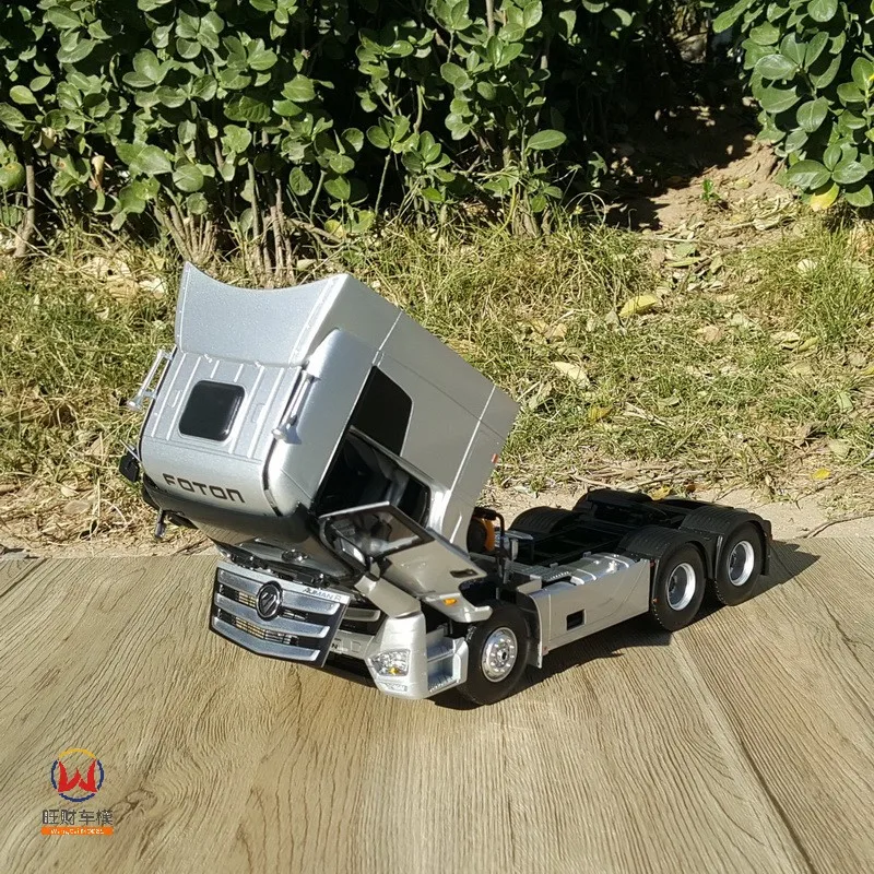 Коллекционная литая под давлением масштабная модель реплика 1:24 Foton Daimler Auman R EST