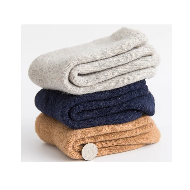 Thick Wool Socks for Men and Women, Warm Stockings with Extra Cushioning for Cold Weather