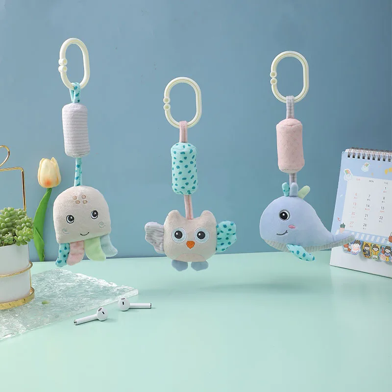 

Plush car hanging bedside wind chime Baby Soothing ringing Toy Animal Pendant cute sounding bed bell Baby Rattles Mobiles