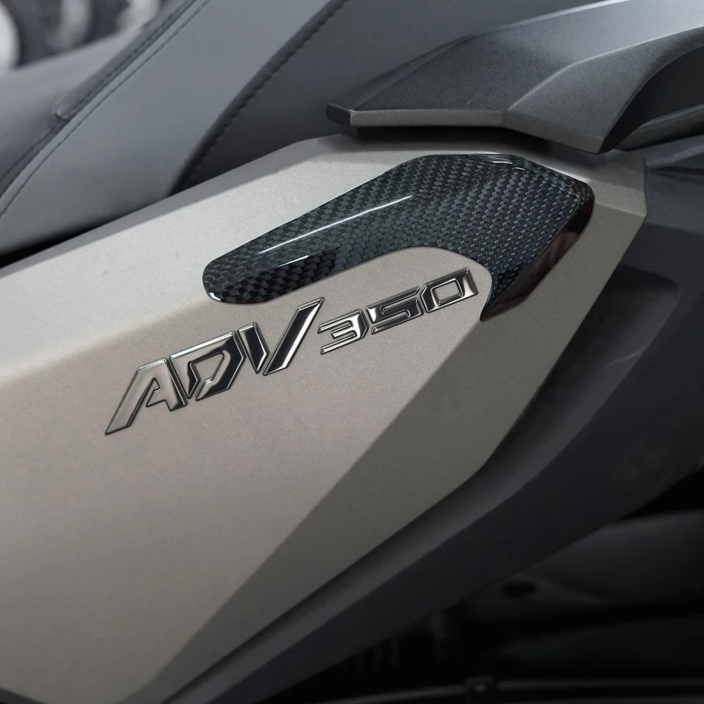 Фото Защитный кожух из карбона для задней части мотоцикла HONDA ADV 350 2025-2026 №2