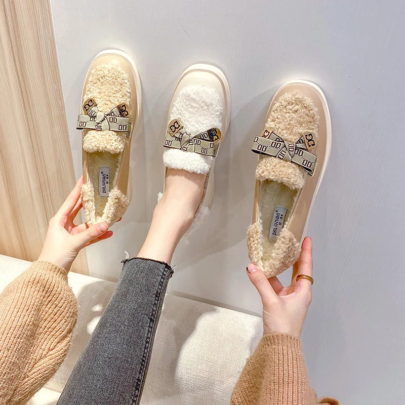 Plush Shoes Women Winter New Outdoor Fashion Bow Design Slip on White Cotton Shoes Plush Loafers Large Size Lightweight Shoes