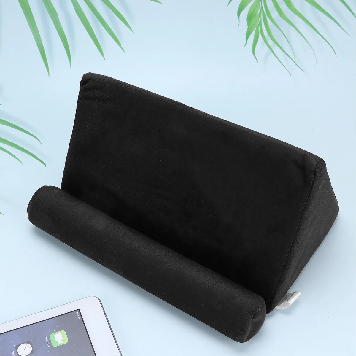 

1pc Phone Tablet Multi-angle Triangular Support Pillow Pillow Reading Stand for Home (Black Triangle Pillow)