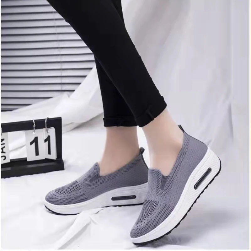 Summer Women Vulcanized Sneakers Platform Solid Color Ladies Walking Shoes Fashion Casual Breathable Wedges Air Cushion Sneakers