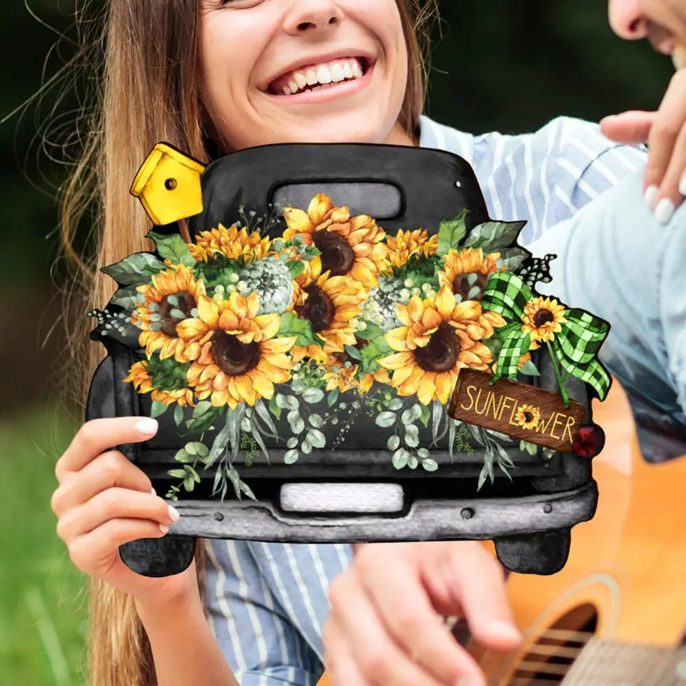 

Attractive Hanging Pendant Burr Free Hanging Sign Smooth Surface Bee Day Sunflower Car Hanging Ornament Ornamental