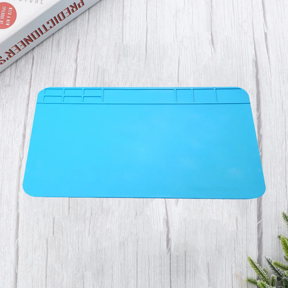 

1Pc Electronic Maintenance Mat Equipment Maintenance Silicone Plate Multiple Parts Placed Waterproof And Heat Insulation Mat