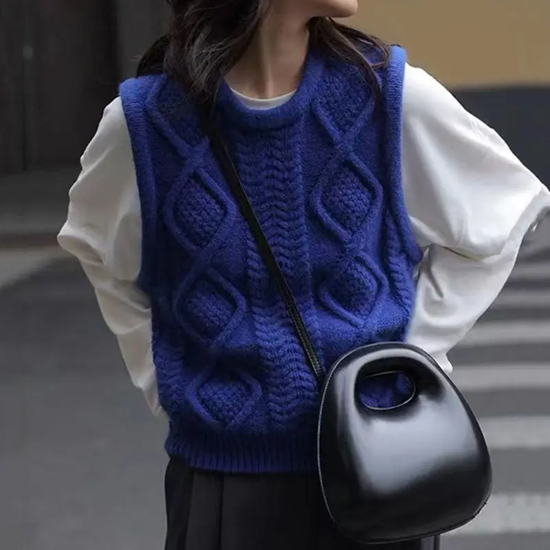 

Hot Selling O-collar Women's Vest Loose and Comfortable Knitted Pullover for Women's Sleeveless Sweater Screw Thread Vest T290