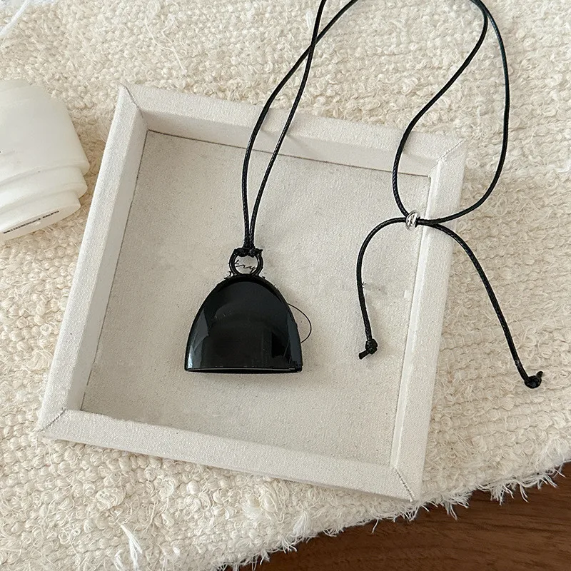 Женское длинное ожерелье с металлической цепочкой