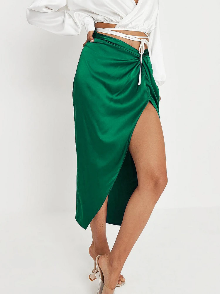 Атласная женская фиолетовая юбка миди элегантная Праздничная шелковая пляжная с