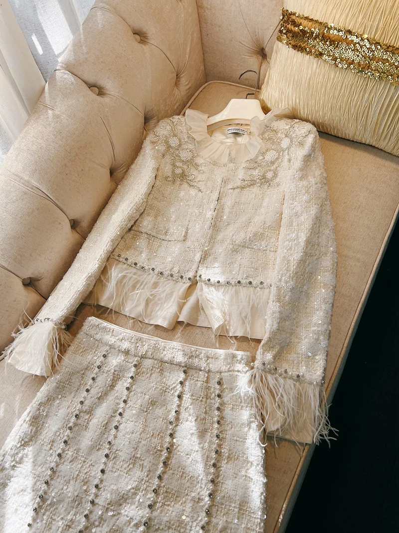 Lingzhiwusis Французский Винтаж Королевский ручной работы вышивка бисером перья