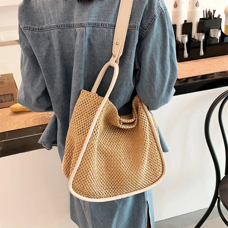 

2022 New 2 IN1 Women Summer Handbag Large Capacity Bag Simple Style Woven Beach Tote Bags Handmade Woven Straw Shoulder Purses