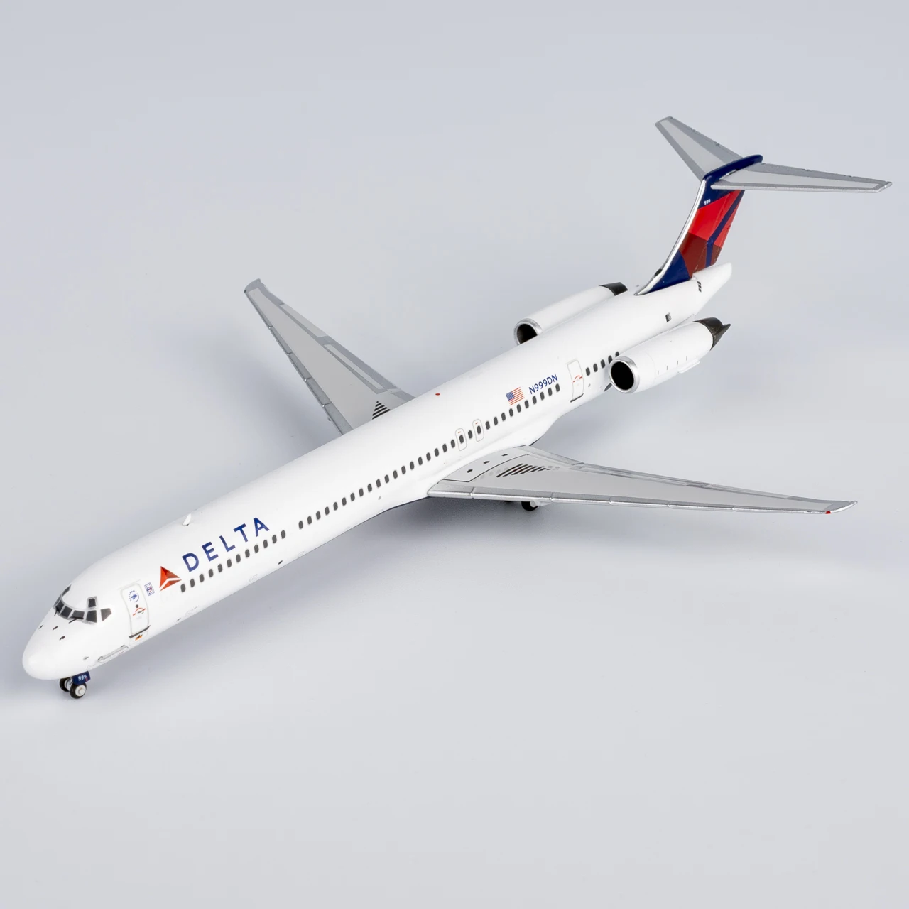 Фото Коллекционный самолет из сплава, модель NG, 1:400, воздушные линии Delta, «SkyTeam», MCDONNELL Douglas MD-8, литая под давлением модель самолета N999DN №4