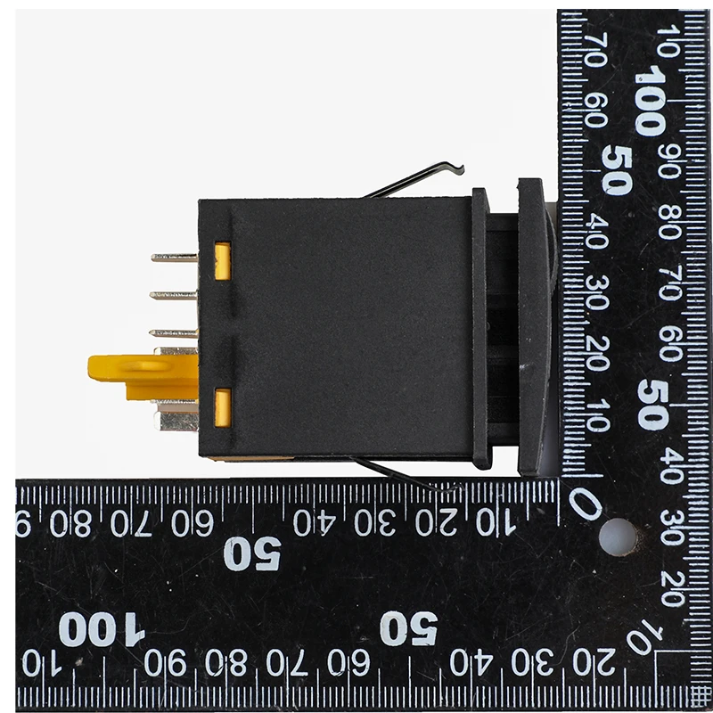 377959831A 6-контактный переключатель ручки багажника заднего для Volkswagen Gol G3 G4 Parati