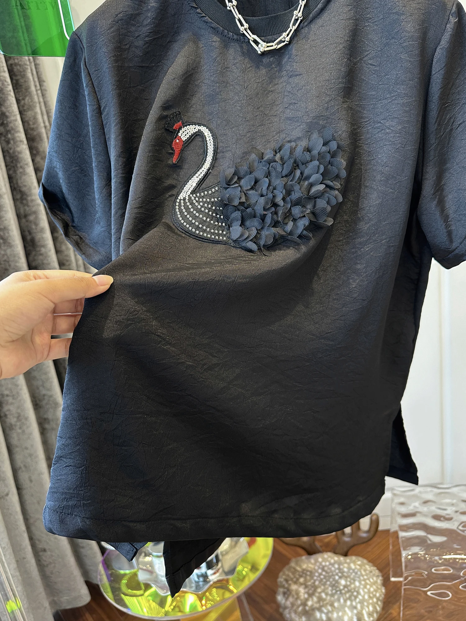 KMI Высококачественная блестящая вышитая ацетатная атласная шифоновая рубашка с