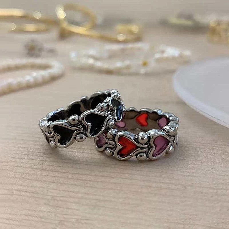 

Metal Punk Style Restoring Ancient Ways Is Red And Black Heart Chain Ring Ring Ring Women Wedding Jewelry Party Present