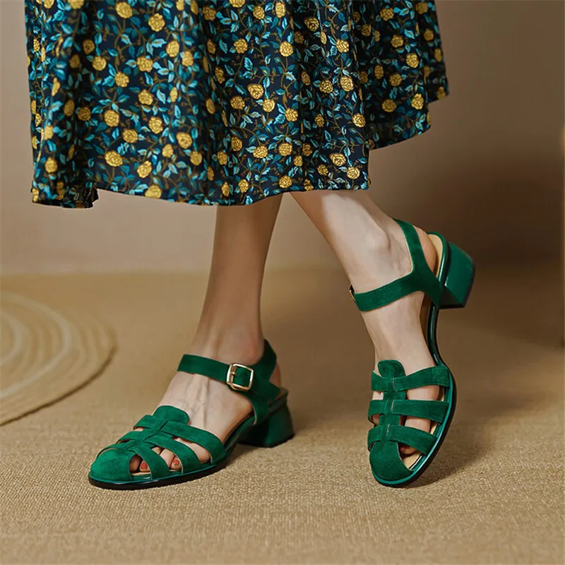 

2022 Summer Women Sandals Casual Round Toe Buckle Strap Shoes Retro Roman Style Low Heel Sandals Sheep Suede Shoes for Women