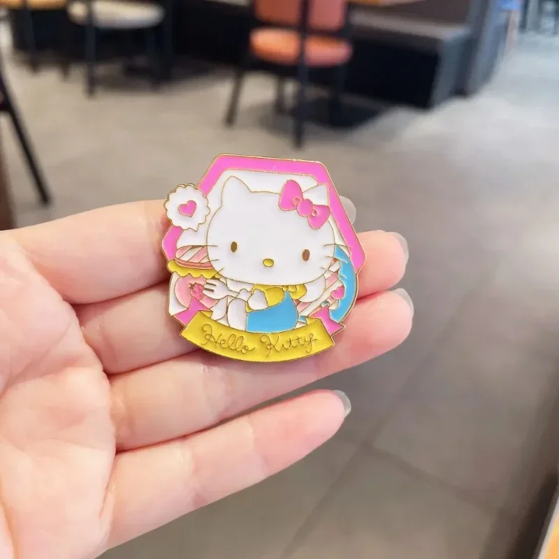 Kawaii Sanrio Kuromi брошь Hello Kitty эмалированный значок на лацкане булавки для рюкзака