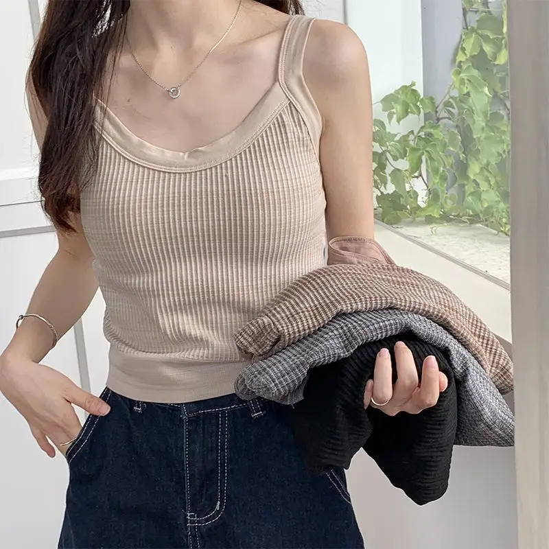 Топ женский летний без рукавов с круглым вырезом повседневная однотонная