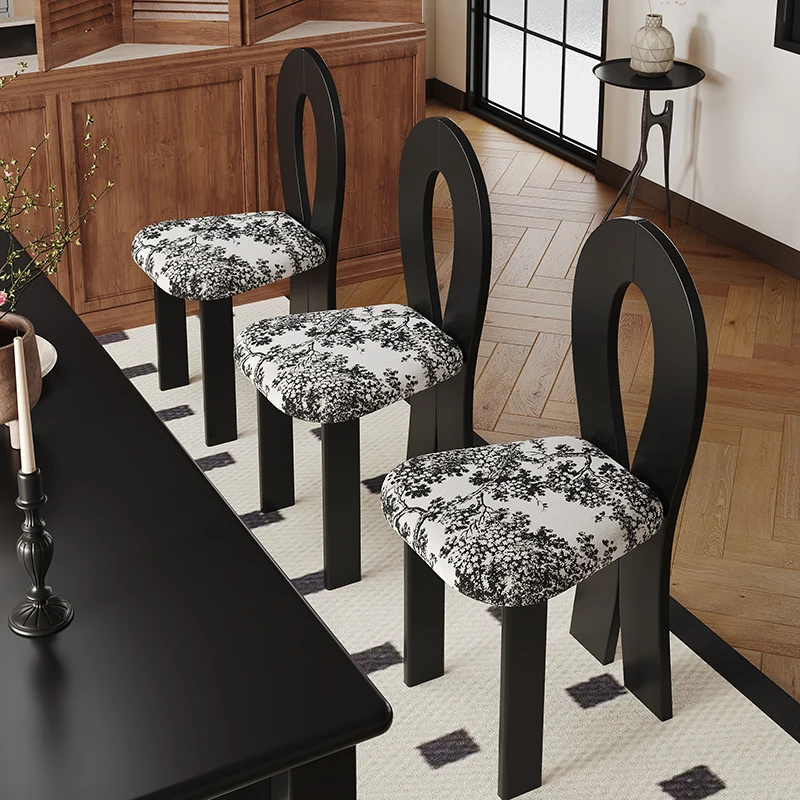 Французский обеденный стул современный простой из массива дерева средневековый