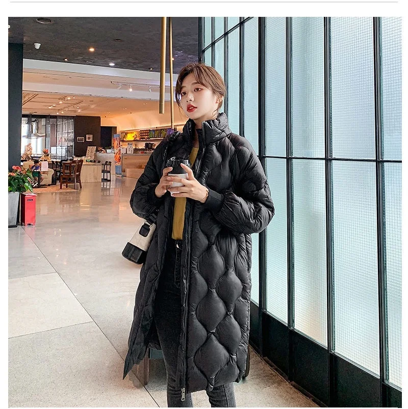 2023 Winter Jacket Women Cotton Padded Clothes Light Middle Long Standing Collar Bright Face Streetwear Fashion Bubble Coat