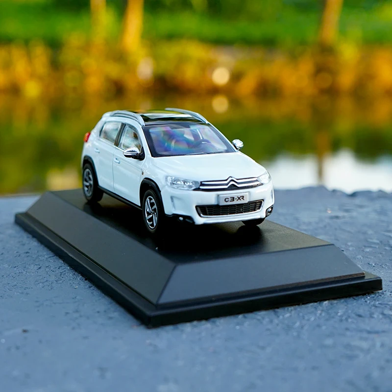 

1:43 Scale CITROEN C3 C3-XR SUV Car Model Alloy Diecast Vehicle Metal Simulation Toy Gift Collectible Adult Child Souvenir