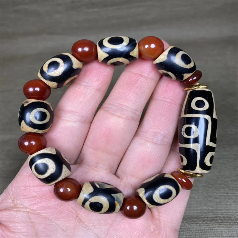 

Hot Selling Natural Hand-carved Tibetan Agate Three Eyes Dzi Beads Bracelet Fashion Jewelry Bangles Men Women Lucky Gifts 1