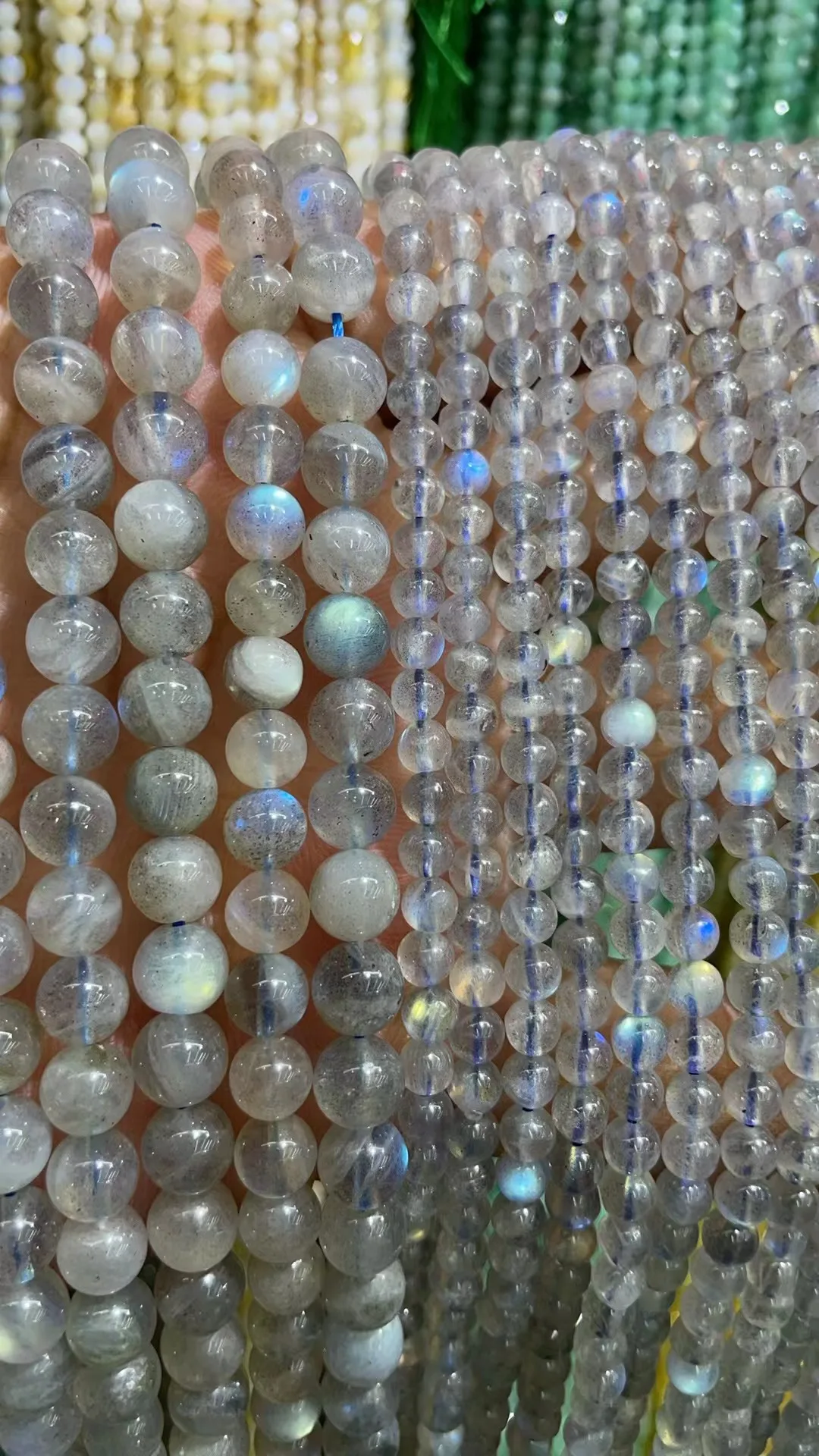 Лабрадор из натурального лабрадора длина 4 мм/6 мм 38 см