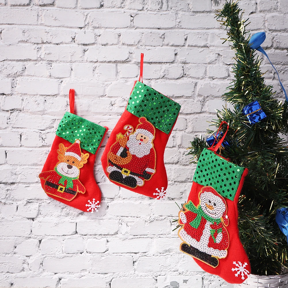

3pcs Stockings Pendants DIY Diamond Painting Christmas Tree Hanging Decoration Socks Candy Gift Bags Rhinestone Picture Handmade