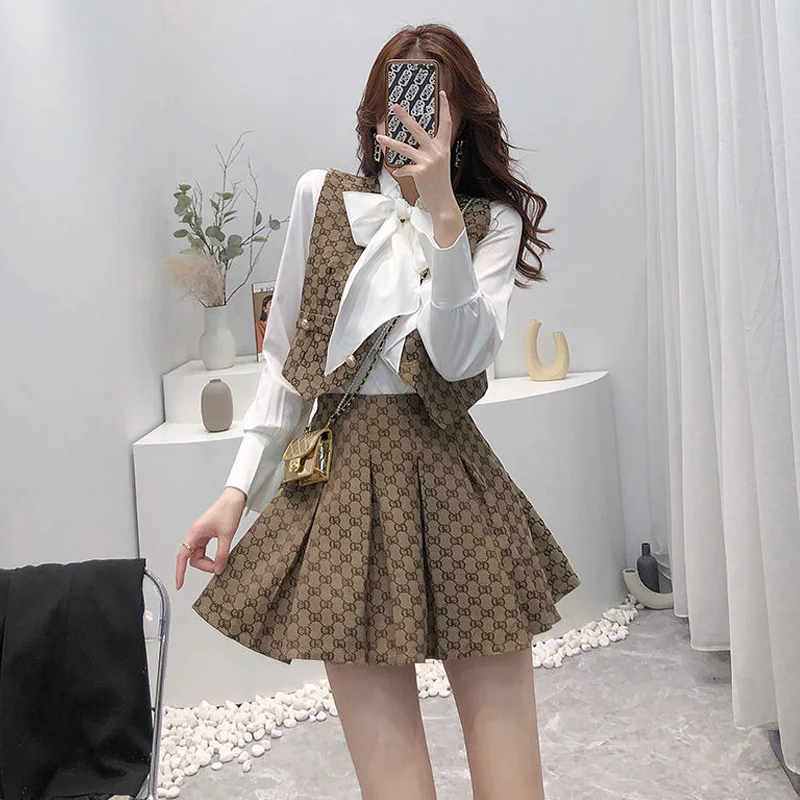 

England Style Vintage Printed Shirt+vest+pleated A Line Mini Skirt 3 Piece Set Design Chic Ins Fashion Office Lady Matching Sets