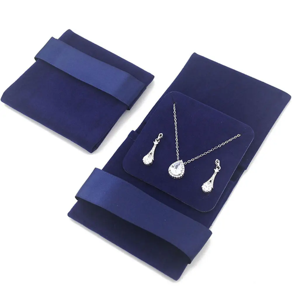 

Бархатные мешочки для ювелирных изделий