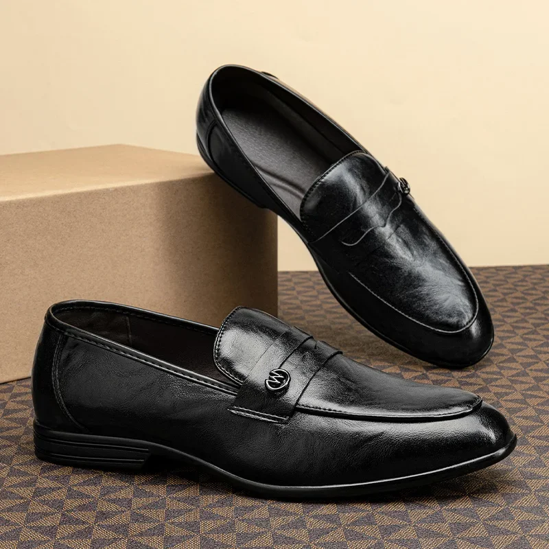 

Men Casual Leather Shoes The New Fashion Trendy All-match Comfortable Wear-Resistant Explosive Style Spring and Autumn Main Push