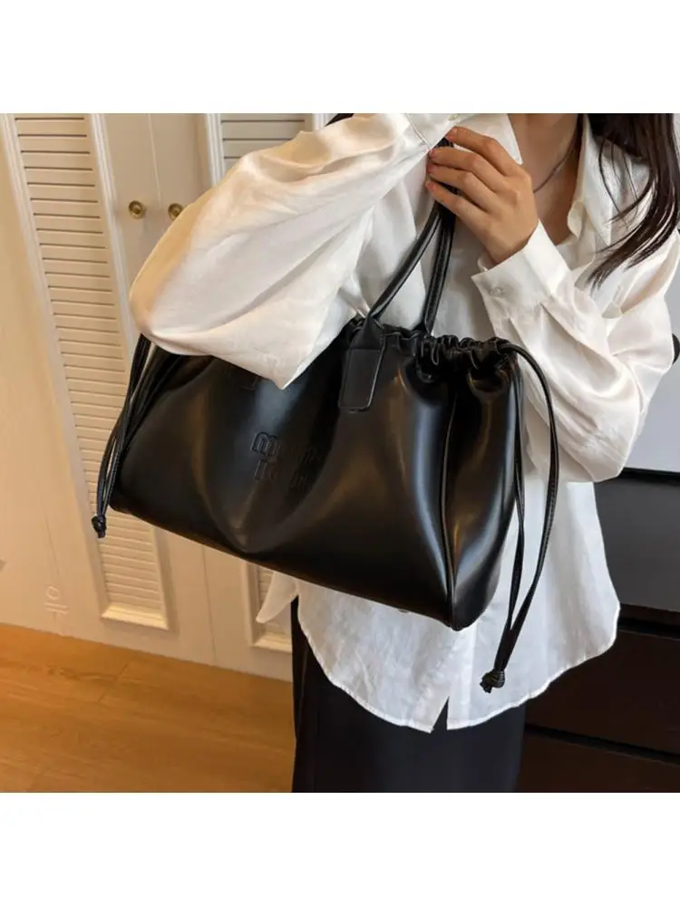 Factory Directly Sales Top Quality Authentic Designer Woman Hand Bags  Famous Brands Handbags Yupoo Bags for Sale - China Brand Bags and Yupoo Bags  price