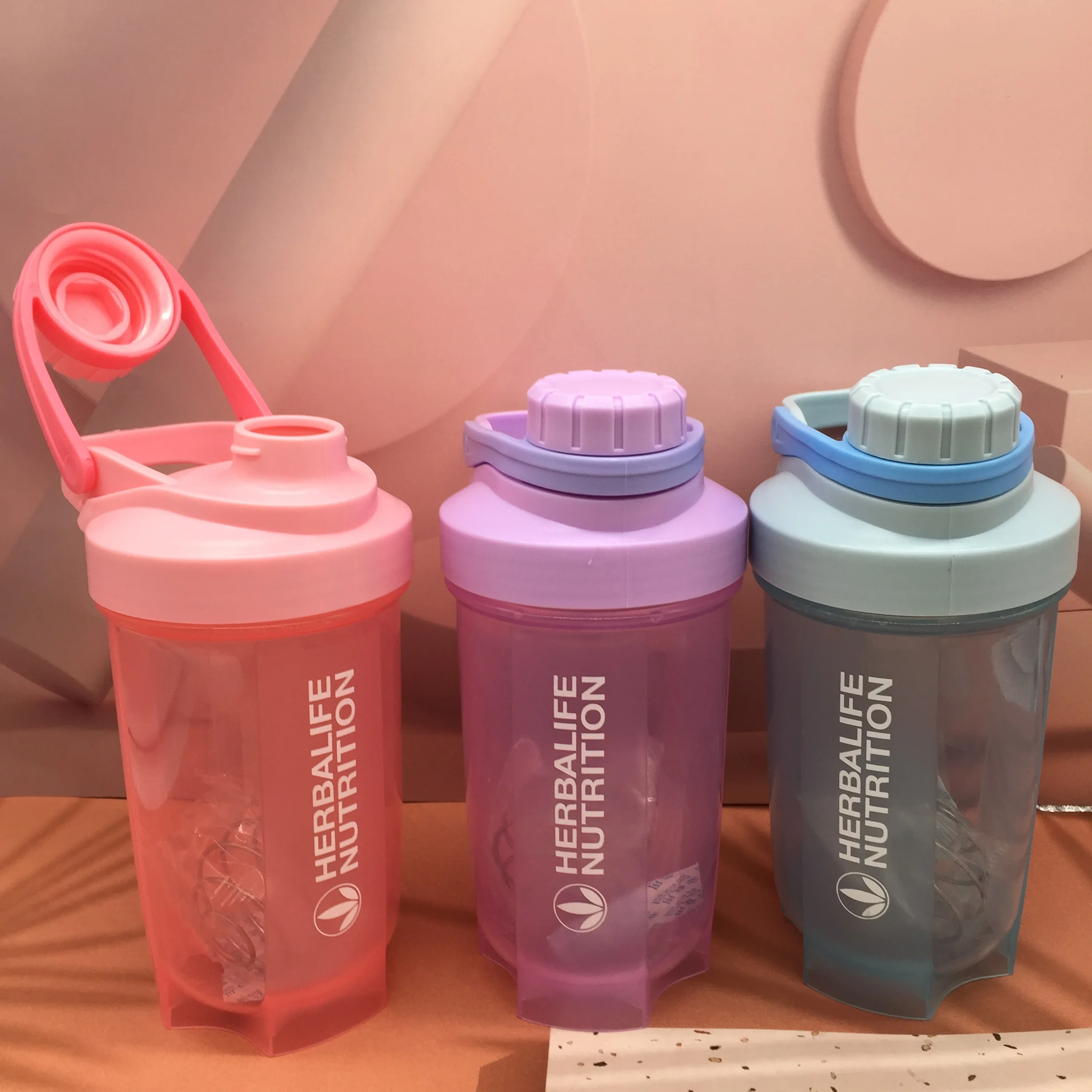 

herbalife Portable capping protein powder shake bottle sports fitness cup plastic 500ml milkshake cup custom gift water cup