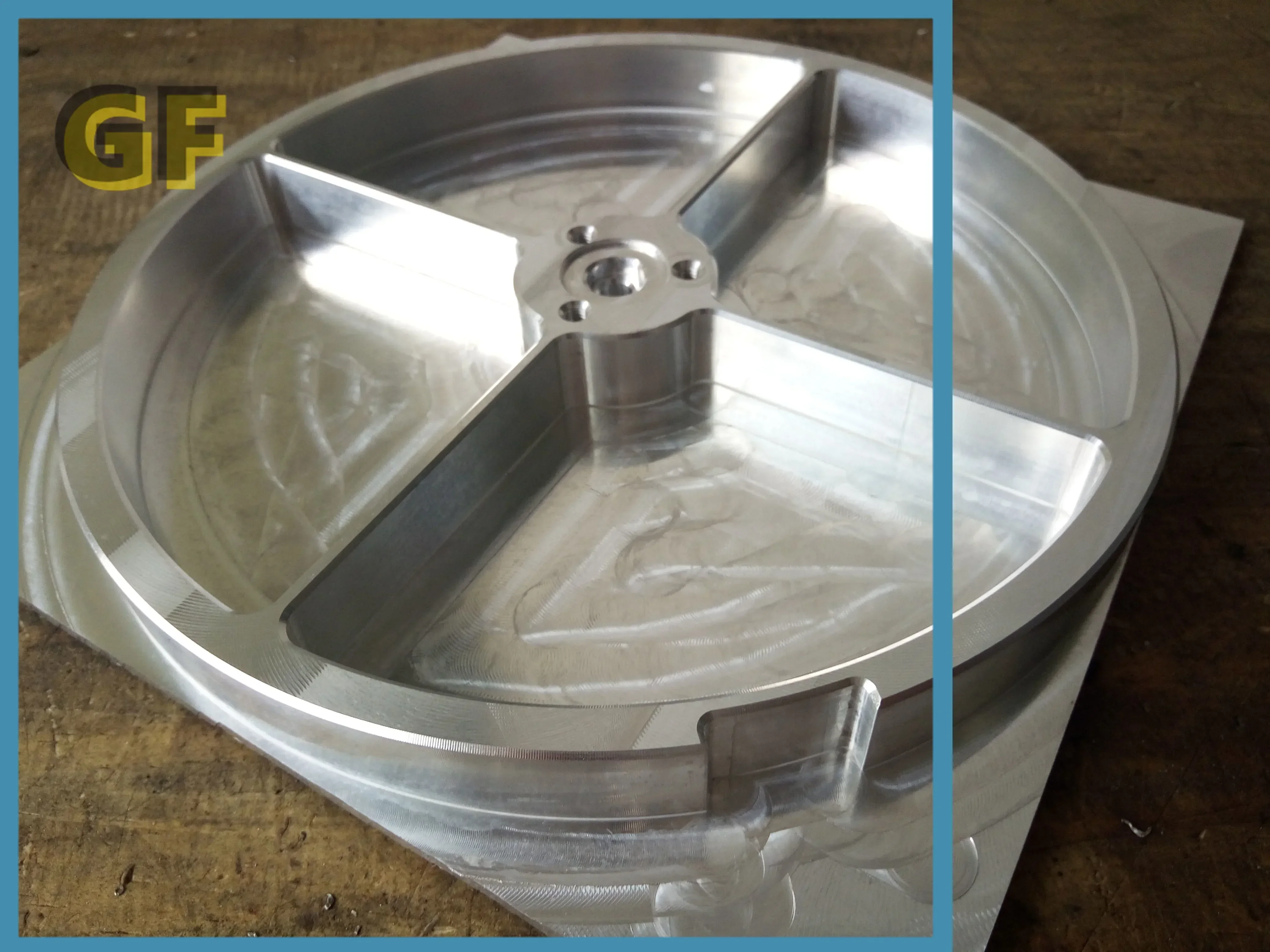 Ремесла Уровень работы Cyck Xinda Big Black 200F4 F5 DOB8 Встроенное вторичное зеркало Cross Spider