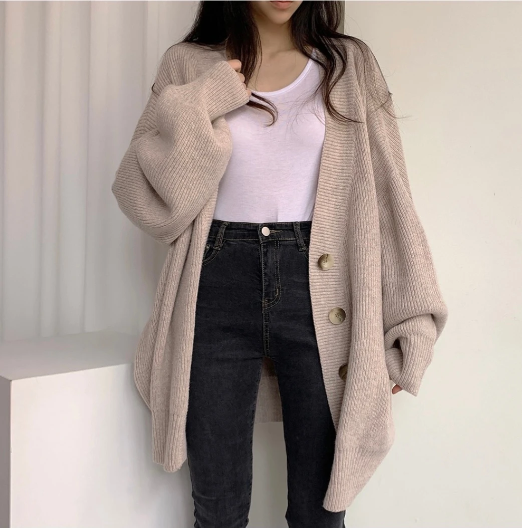 

Женский трикотажный кардиган с V-образным вырезом и рукавами-фонариками