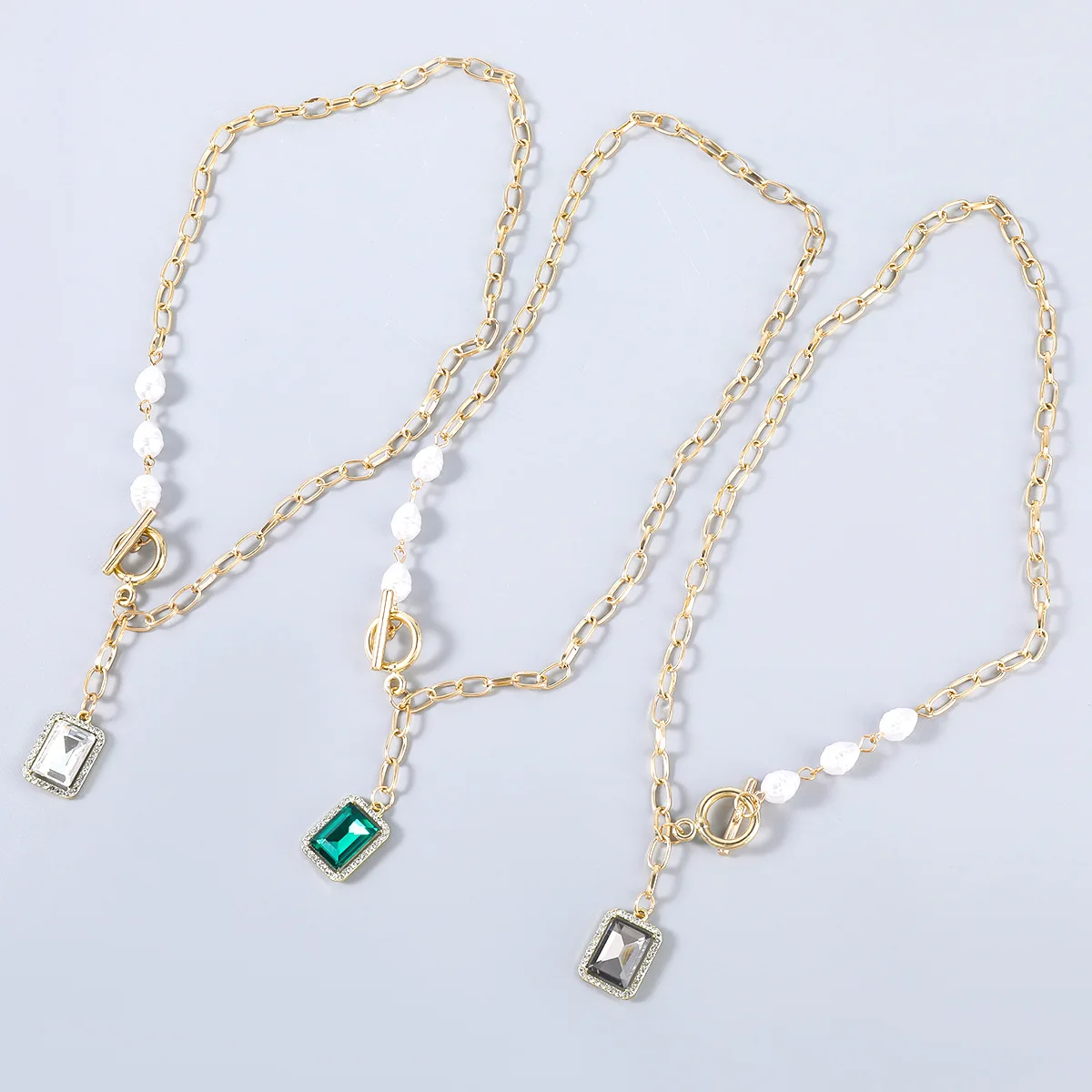 

Trendy Gold Shiny Crystals Baroque Pearl Beaded Pendant Necklace Gem Stone CZ Trend Elegant Wedding Jewelry