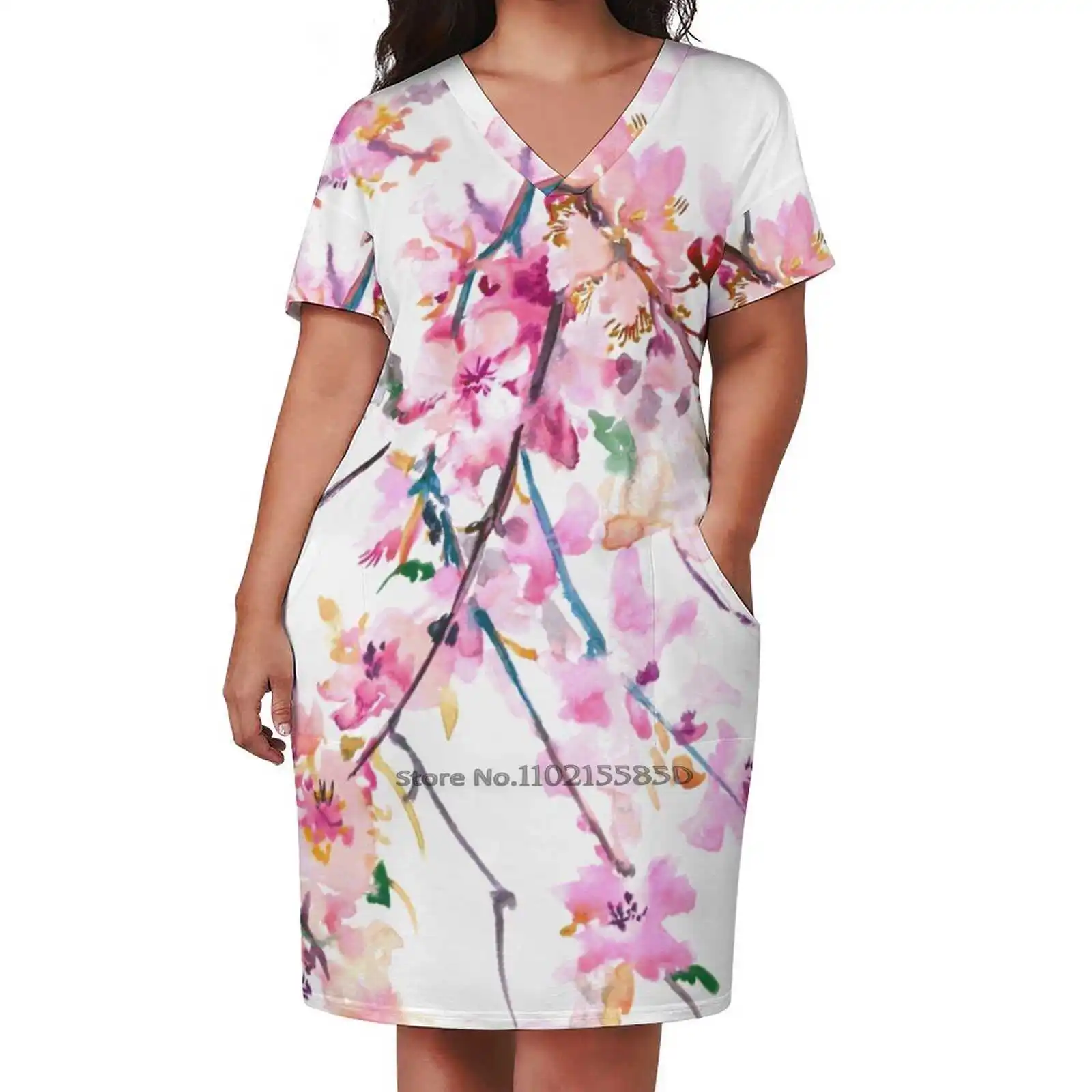 

Платье-трапеция с коротким рукавом, V-образным вырезом и карманами