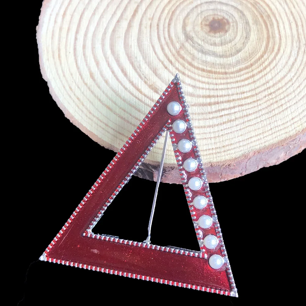 Женская Брошь в виде треугольника с жемчугом | Украшения и аксессуары