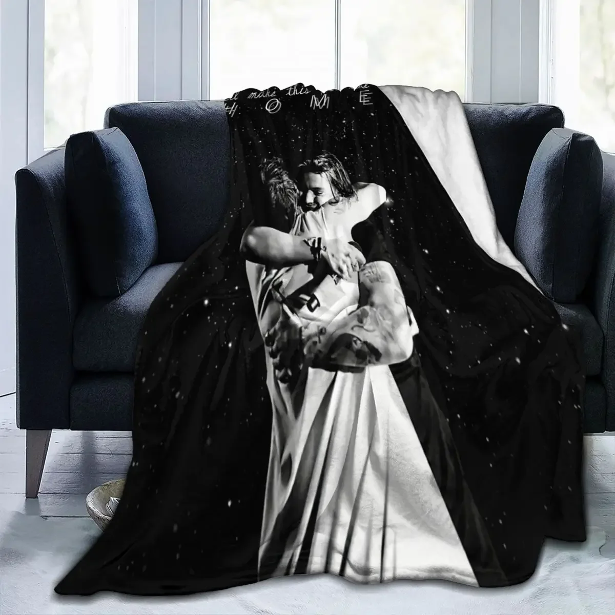 

Larry Stylinson Hug Ultralight Quilt Throw Blanket Cute Comfortable Camping AntiPilling