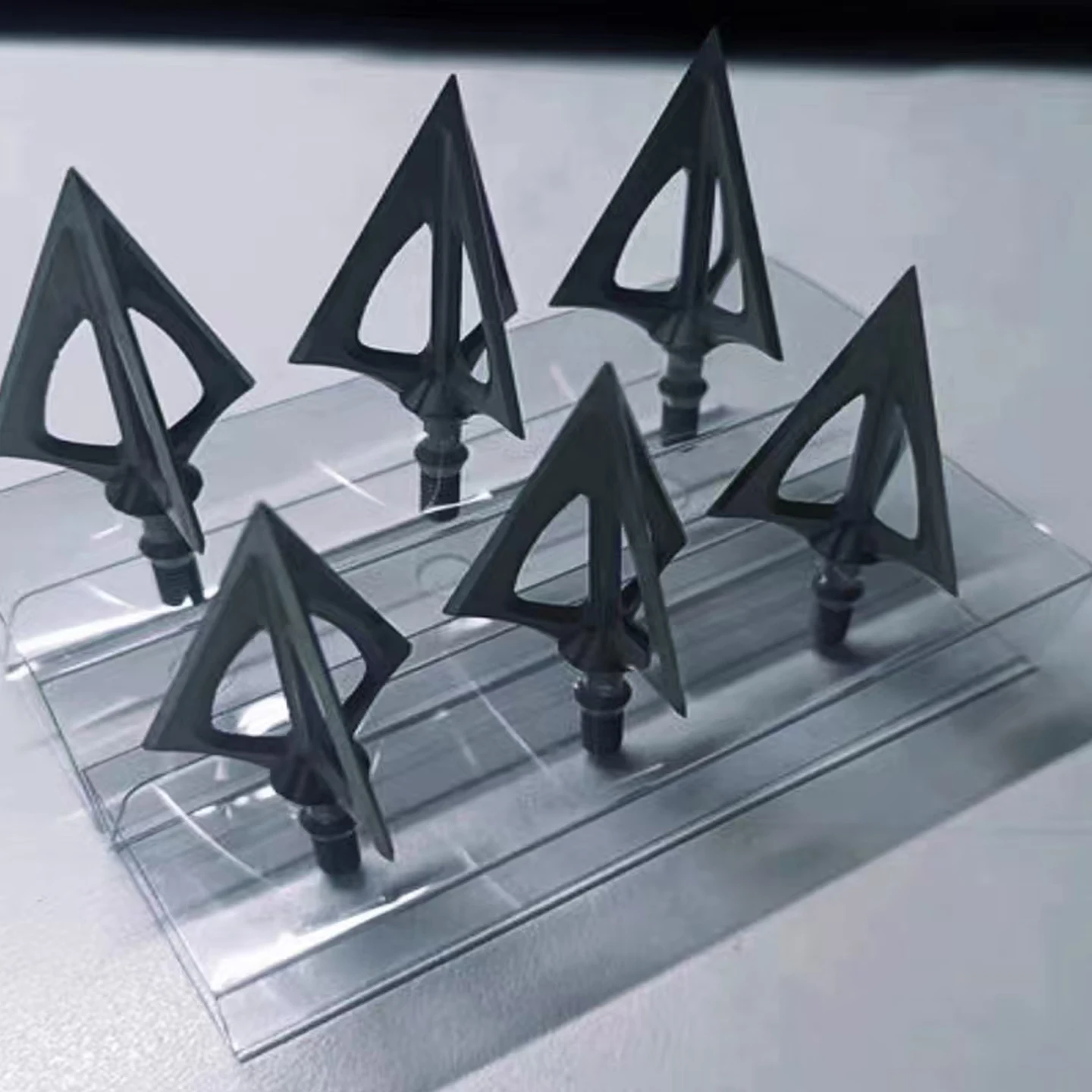 Фото Наконечник стрелы G5 Broadhead 100/125 грейн, трехлезвийный, острый, с винтовым креплением, из нержавеющей стали, аксессуары для стрельбы из лука и охоты. №1