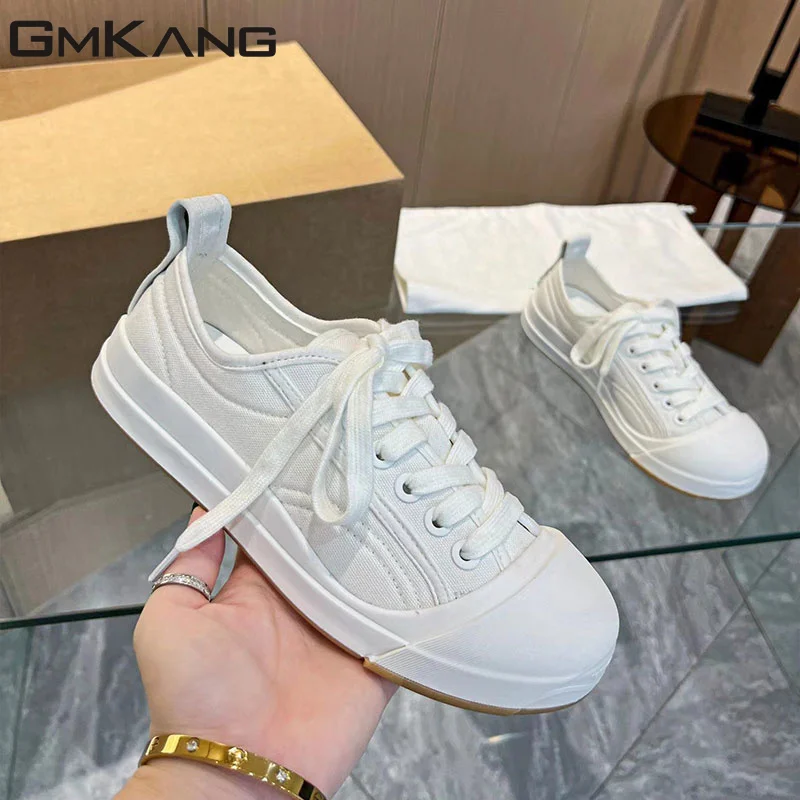 Casual Sneakers Women And Men Lace Up Round Toe Black White Shoes Woman Leisure Flat Sports Shoes Woman Zapatillas Mujer