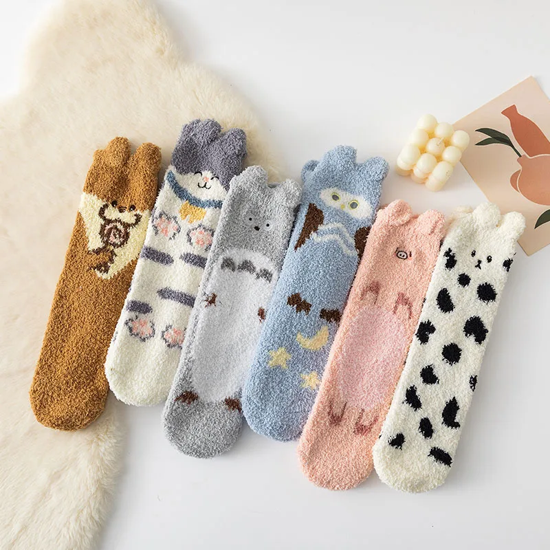 Alphabet-wool socks women's mid-tube socks thickened to keep you warm Cute socks