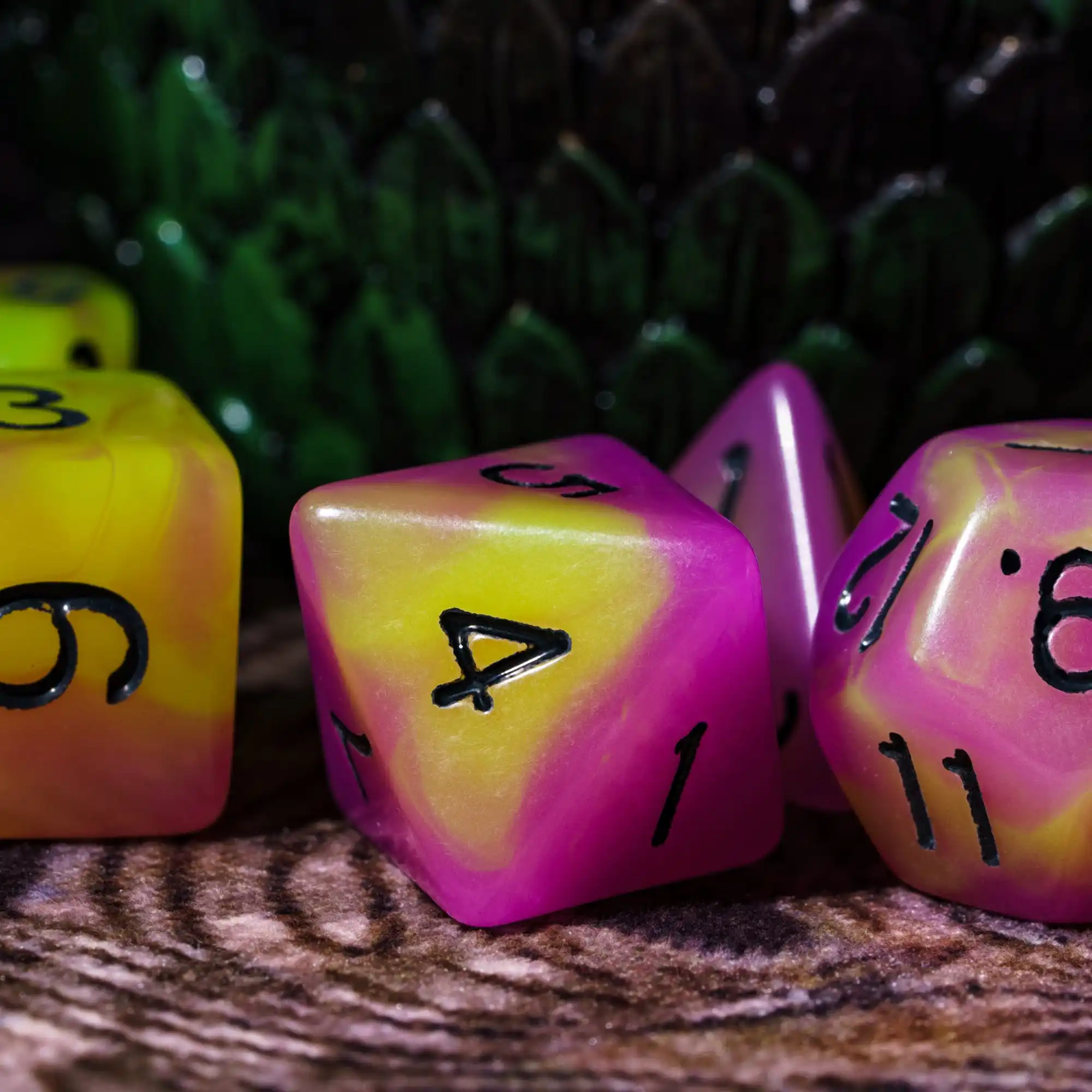 Poludie 7 шт., набор искусственных костей, новые Светящиеся Кости D & D, искусственные многогранные кости для подземей и драконов, технические игры (art.: 3920c19fb7567) - 3920c19fb7567