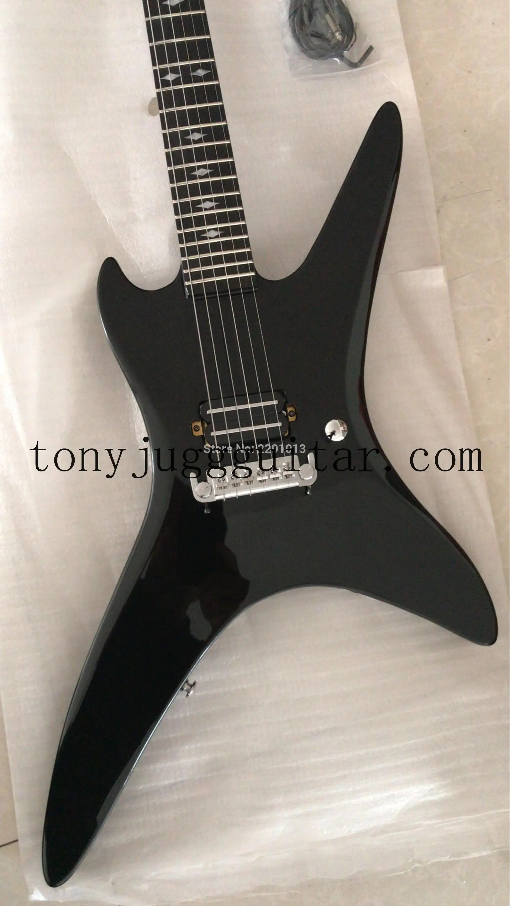 

Custom 24 Frets RICH Stealth Chuck Schuldiner Gloss Black Electric Guitar Ebony, Wrap Around Tailpiece, Single Bridge Pickup