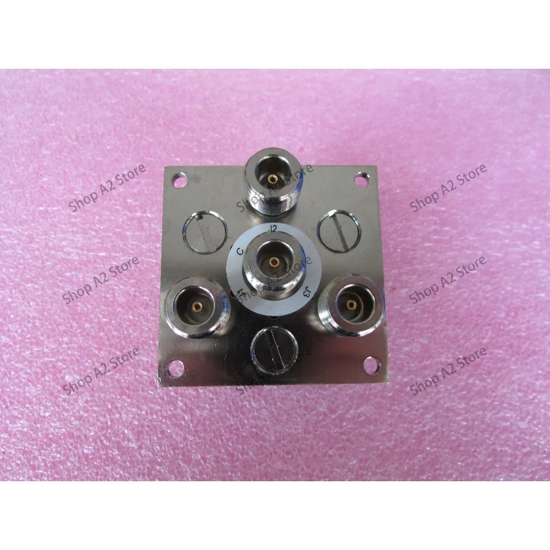 Фото EPX SP3T-1E-12A-C002 SP3T 12.4ГГц 12В N-типа RF-переключатель SP3 №3
