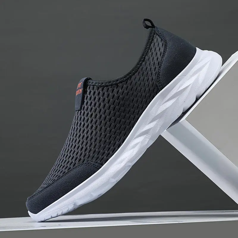 

light weight slip on white sneakers men running shoes men's men's shoes sport fashion sports shoes runner Mocassin Footwear