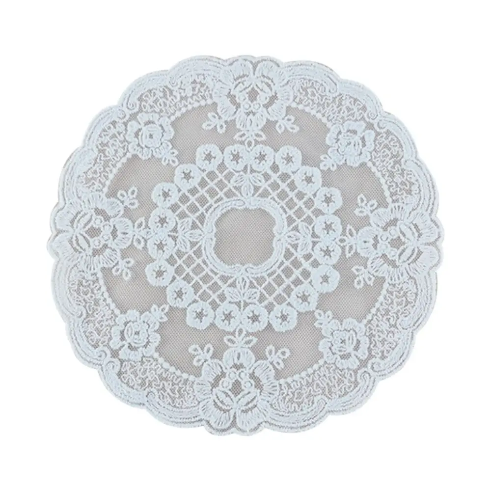 

Кружевная подставка Cloth